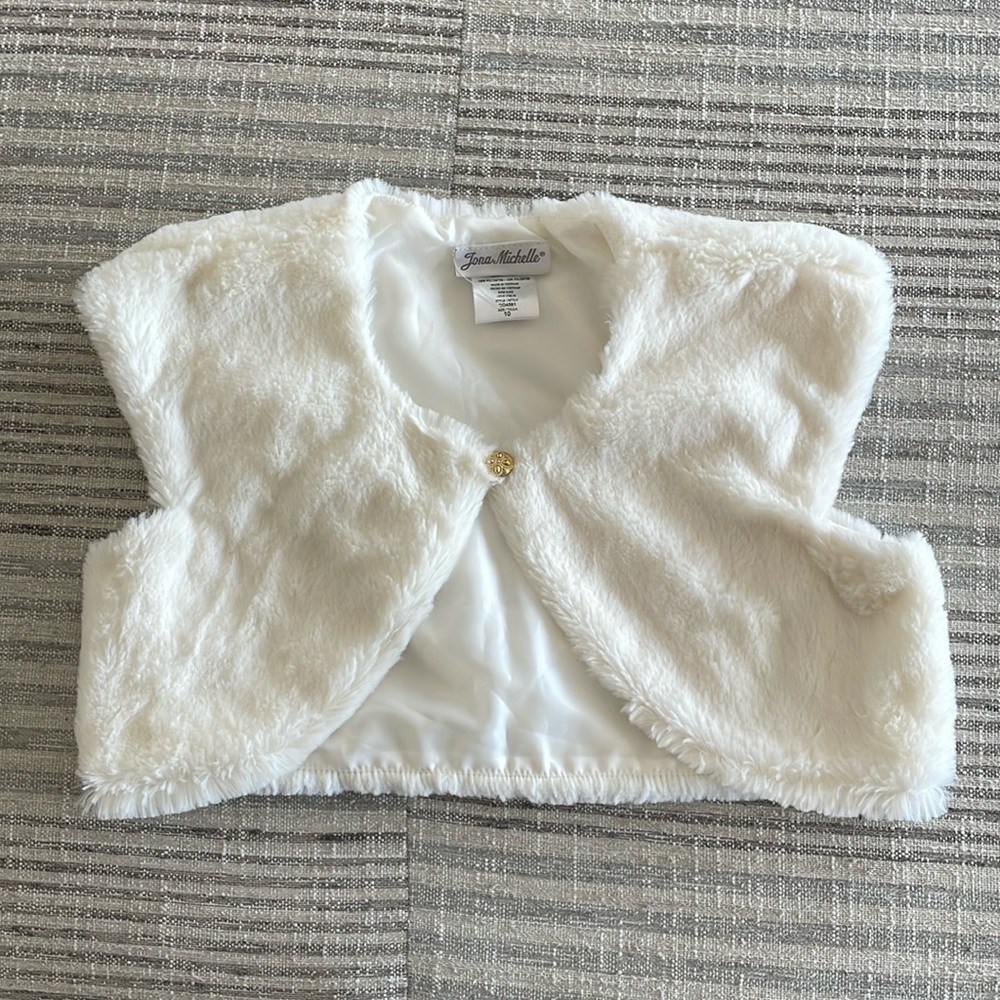 Girls faux fur vest